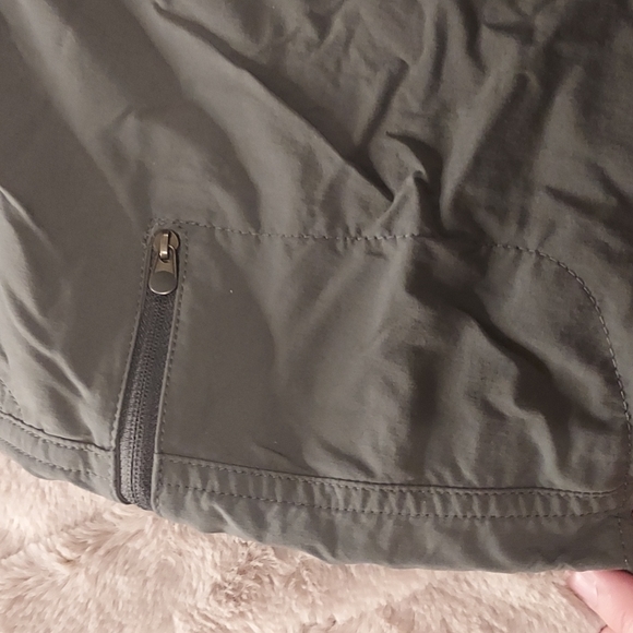 L. L. Bean Shorts - Picture 3 of 8